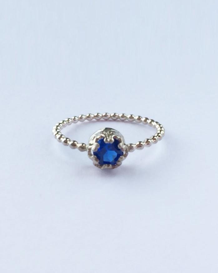 Anillo solitario con zirconia - Mi tienda