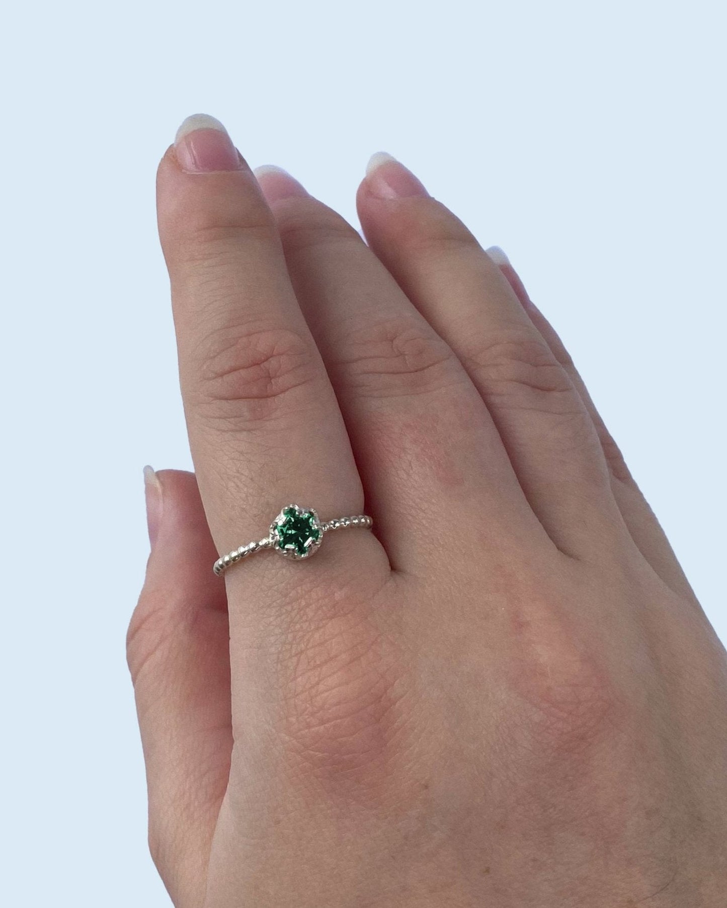 Anillo solitario con zirconia - Mi tienda