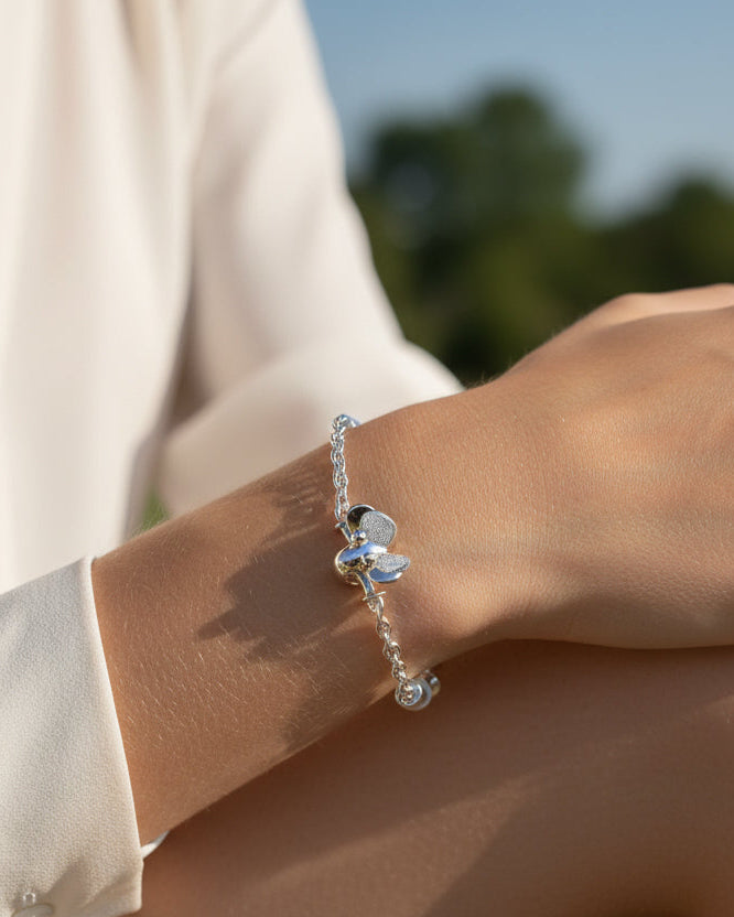 Abejita globito charm - Mi tienda