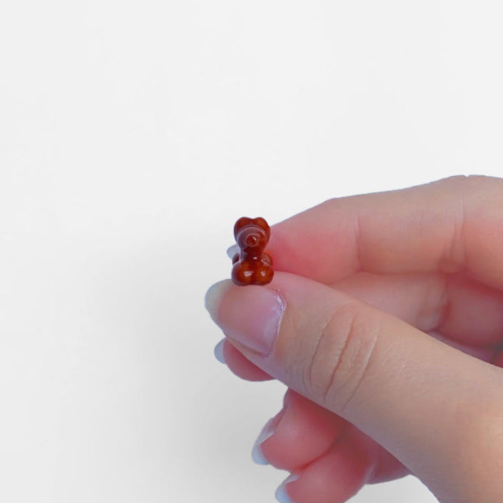 Perro acostado globito charm - Mi tienda