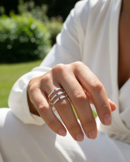 Anillo con piedra central