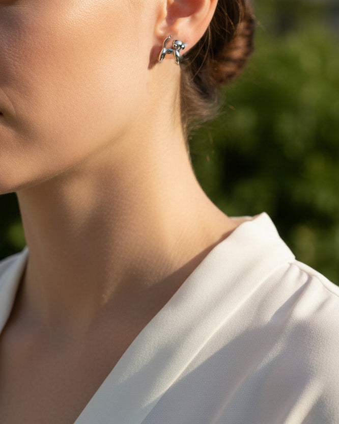 Mini Aretes Pin Monito - Mi tienda